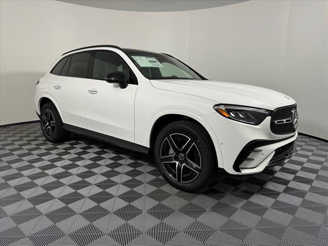 new 2025 Mercedes-Benz GLC 300 car, priced at $61,255