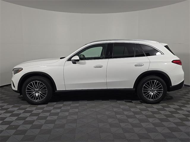 new 2025 Mercedes-Benz GLC 300 car, priced at $55,270