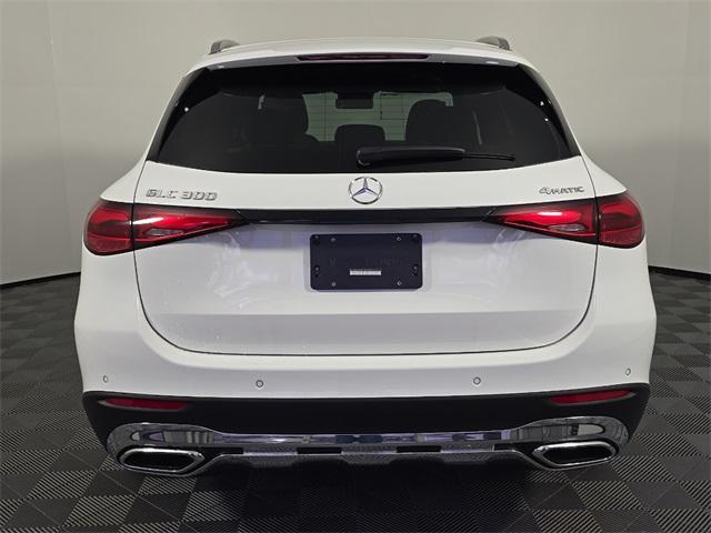 new 2025 Mercedes-Benz GLC 300 car, priced at $55,270