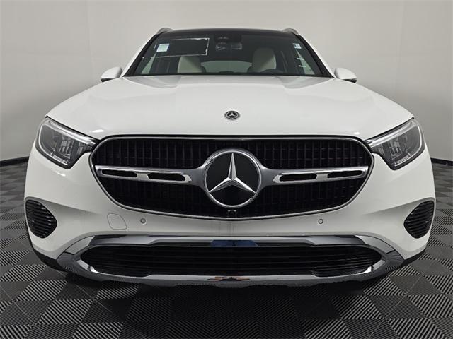 new 2025 Mercedes-Benz GLC 300 car, priced at $55,270
