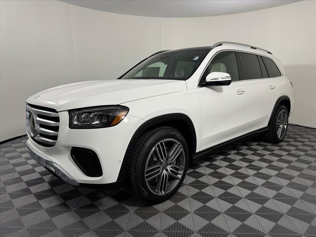 new 2024 Mercedes-Benz GLS 450 car, priced at $89,575