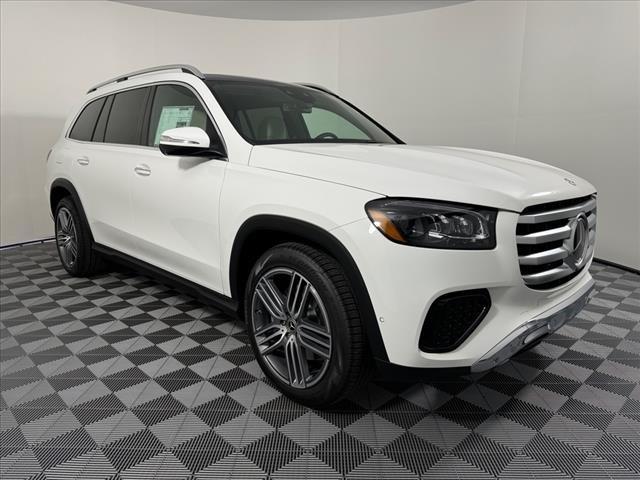 new 2024 Mercedes-Benz GLS 450 car, priced at $89,575