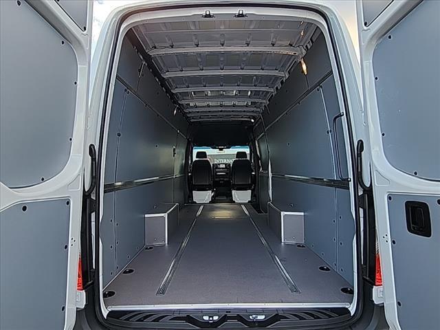 new 2025 Mercedes-Benz Sprinter 2500 car, priced at $72,395