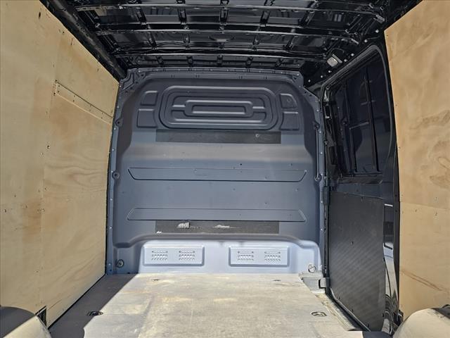 used 2020 Mercedes-Benz Sprinter 2500 car, priced at $37,995