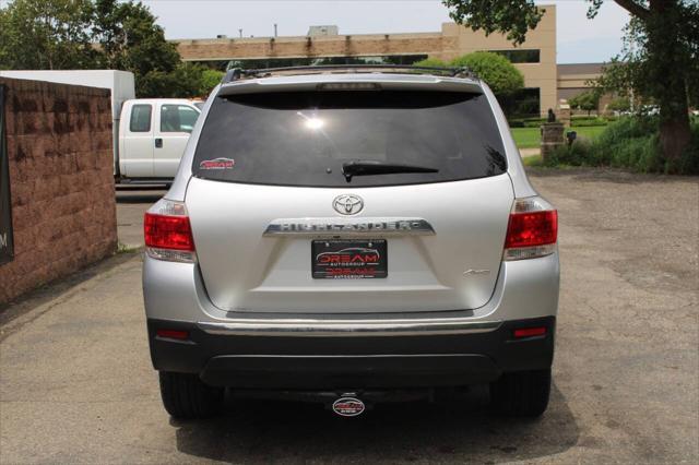 used 2011 Toyota Highlander car, priced at $14,999