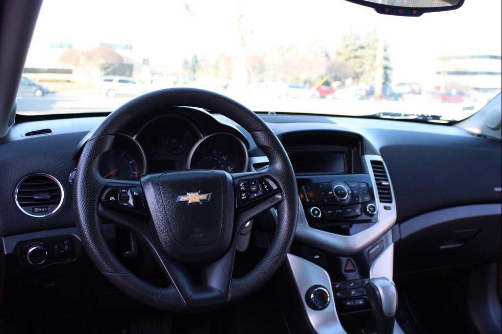 used 2016 Chevrolet Cruze Limited car, priced at $9,169