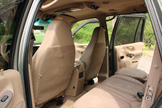 used 1999 Ford Expedition car, priced at $5,499