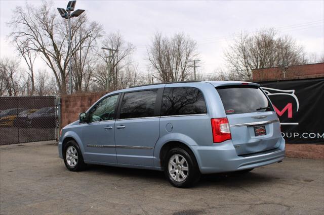 used 2013 Chrysler Town & Country car, priced at $5,999