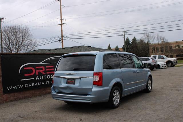 used 2013 Chrysler Town & Country car, priced at $5,999