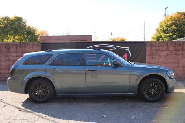 used 2005 Dodge Magnum car, priced at $6,499