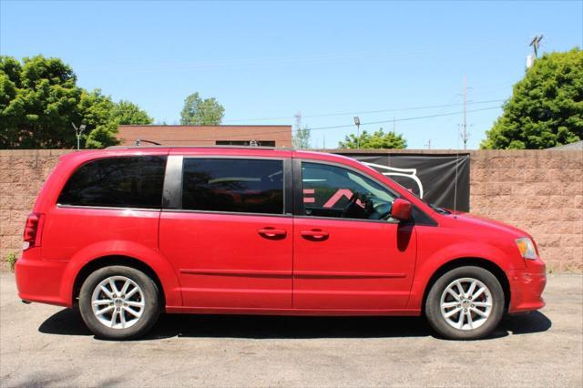 used 2014 Dodge Grand Caravan car, priced at $9,999