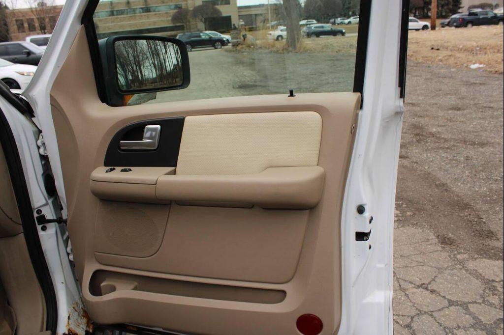 used 2003 Ford Expedition car, priced at $6,889