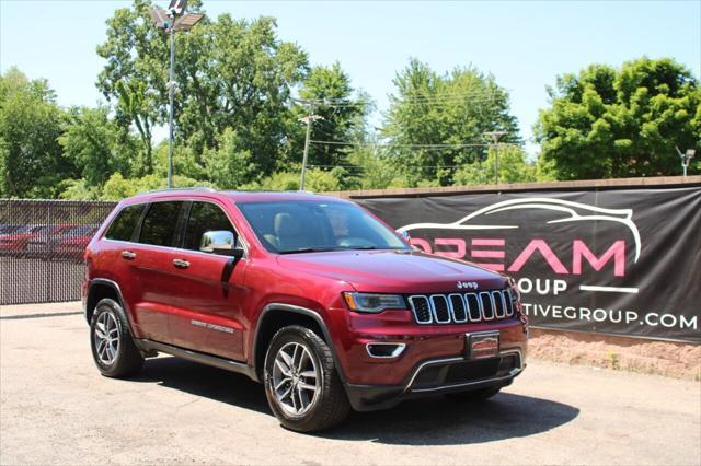 used 2017 Jeep Grand Cherokee car, priced at $17,149