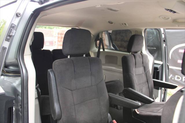 used 2013 Dodge Grand Caravan car, priced at $11,499