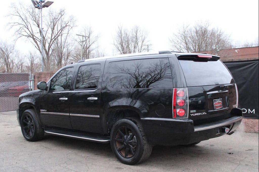 used 2011 GMC Yukon XL car, priced at $14,429