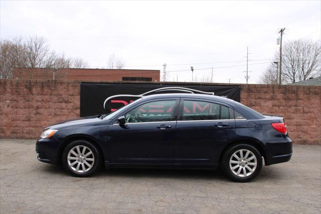 used 2014 Chrysler 200 car, priced at $6,499