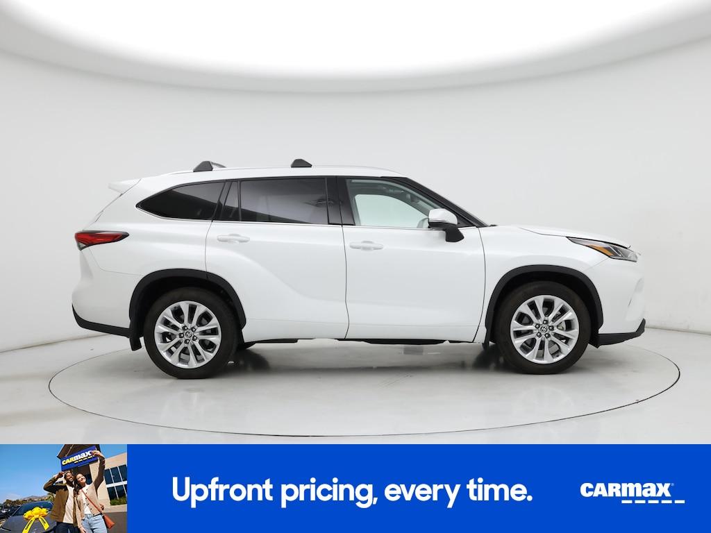 used 2023 Toyota Highlander car, priced at $43,998