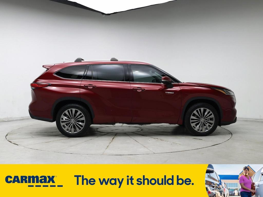 used 2020 Toyota Highlander Hybrid car, priced at $39,998