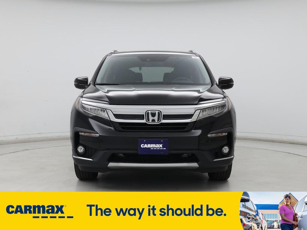 used 2022 Honda Pilot car, priced at $35,998