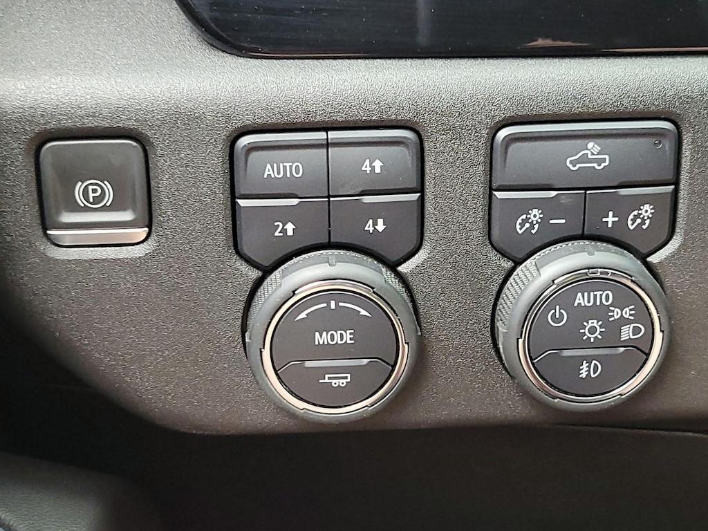 used 2022 Chevrolet Silverado 1500 car, priced at $45,998