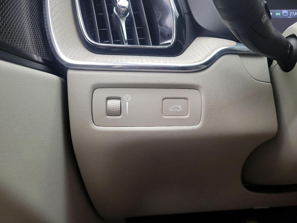 used 2021 Volvo XC60 car, priced at $27,998