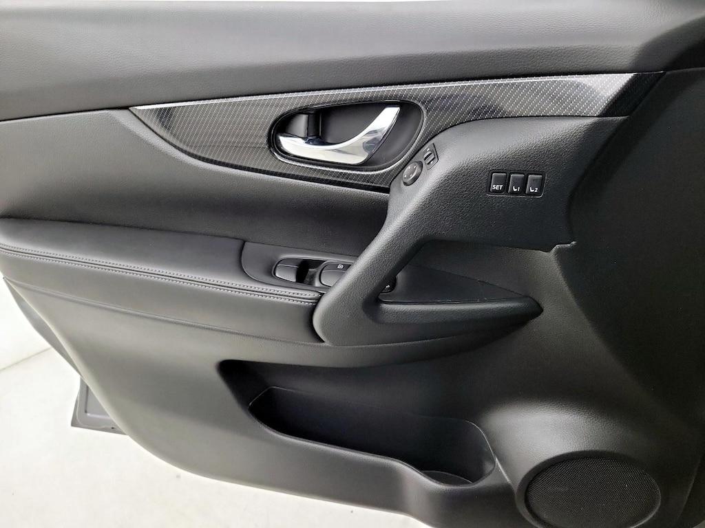 used 2020 Nissan Rogue car, priced at $24,998