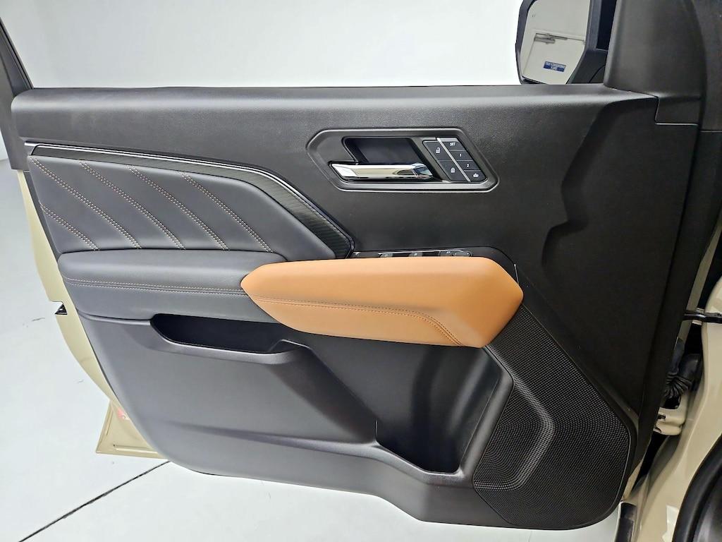 used 2024 GMC Canyon car, priced at $43,998
