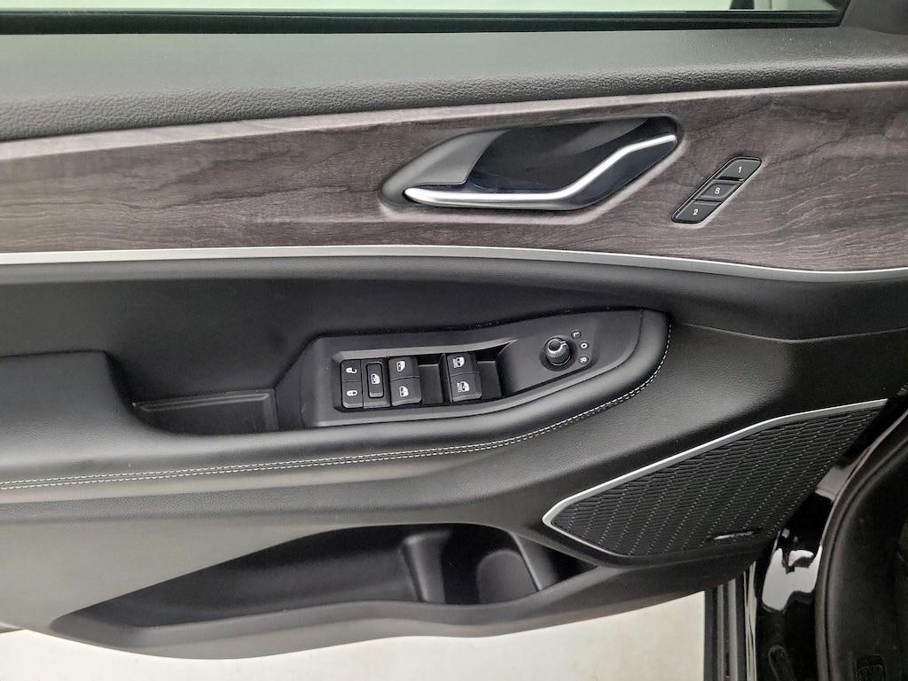 used 2022 Jeep Grand Cherokee 4xe car, priced at $32,998