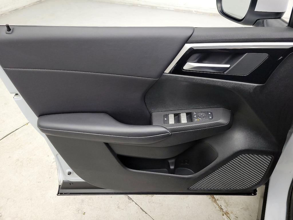 used 2024 Mitsubishi Outlander car, priced at $26,998