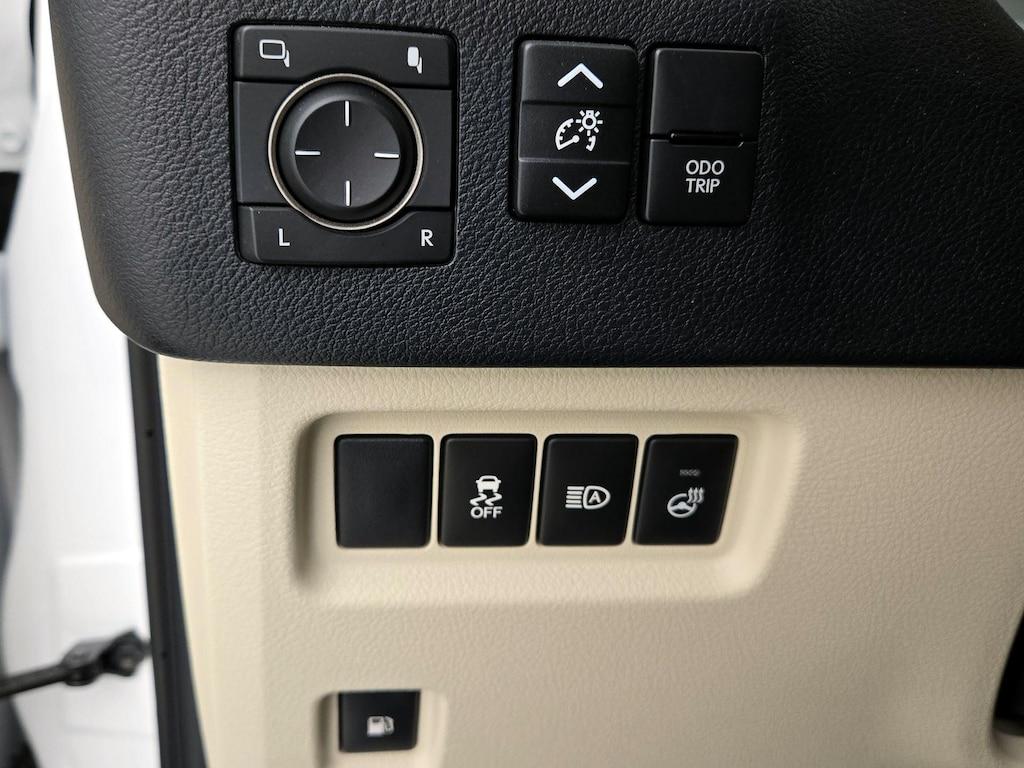 used 2023 Lexus GX 460 car, priced at $54,998