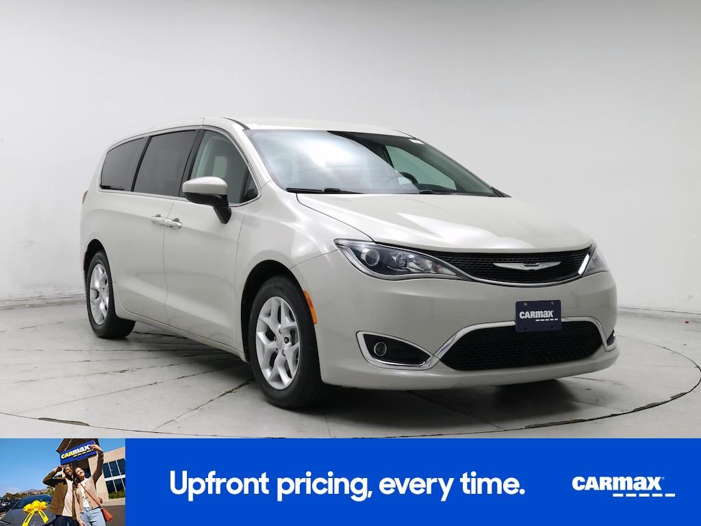 used 2017 Chrysler Pacifica car, priced at $19,998