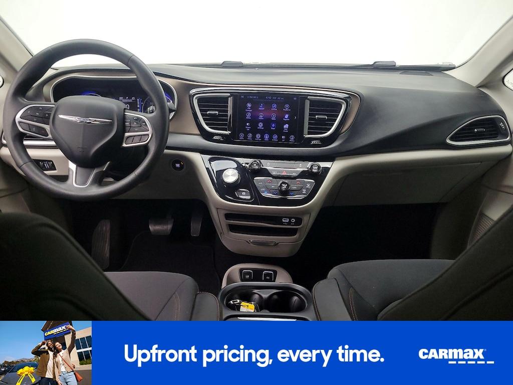 used 2017 Chrysler Pacifica car, priced at $19,998