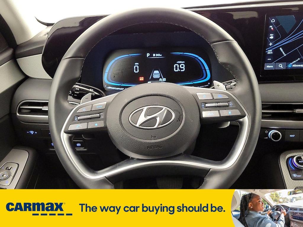 used 2024 Hyundai Palisade car, priced at $39,998