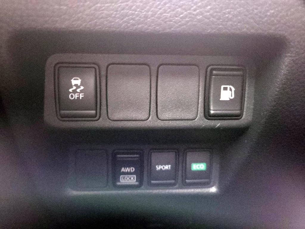 used 2018 Nissan Rogue car, priced at $15,998