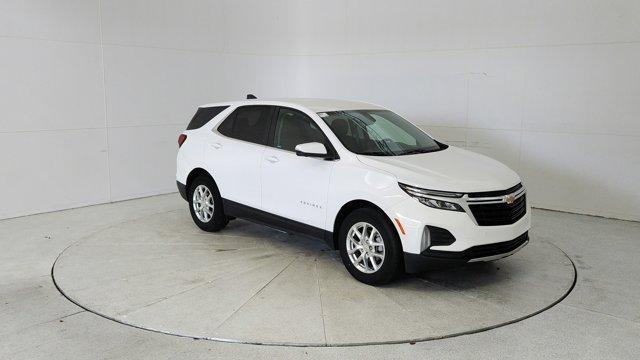 used 2022 Chevrolet Equinox car, priced at $22,291