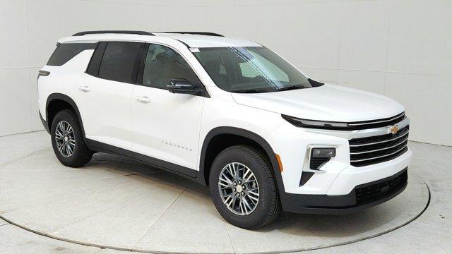 used 2024 Chevrolet Traverse car, priced at $41,991