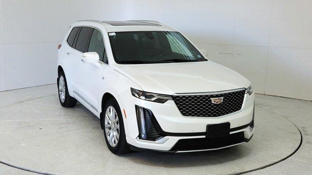 used 2022 Cadillac XT6 car, priced at $37,292