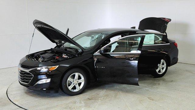 new 2025 Chevrolet Malibu car, priced at $25,245