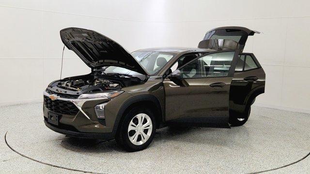 used 2024 Chevrolet Trax car, priced at $19,792