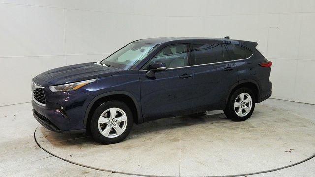 used 2022 Toyota Highlander car, priced at $28,291