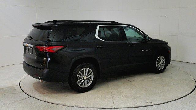 used 2023 Chevrolet Traverse car, priced at $29,292