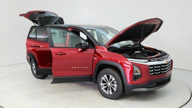 new 2025 Chevrolet Equinox car, priced at $30,570