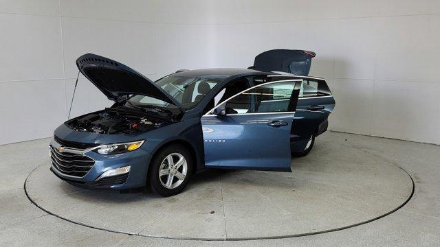 new 2025 Chevrolet Malibu car, priced at $25,845