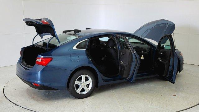 new 2025 Chevrolet Malibu car, priced at $25,245