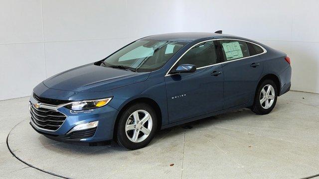 new 2025 Chevrolet Malibu car, priced at $25,245