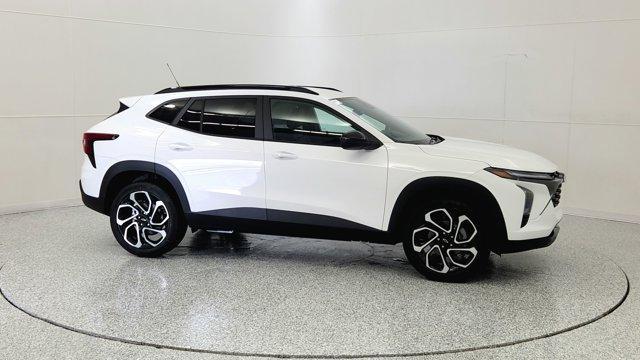 new 2025 Chevrolet Trax car, priced at $27,588
