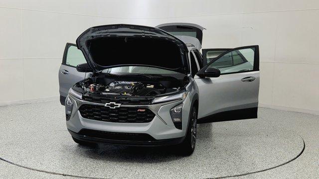 new 2025 Chevrolet Trax car, priced at $27,588