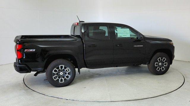 new 2024 Chevrolet Colorado car, priced at $43,860