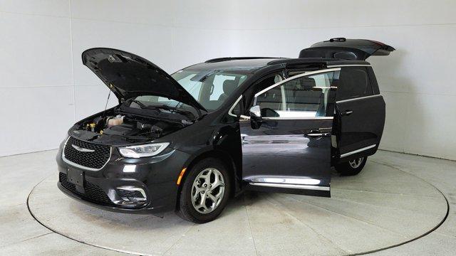 used 2023 Chrysler Pacifica car, priced at $28,592