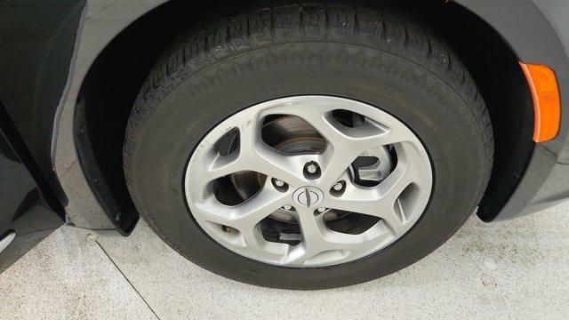 used 2023 Chrysler Pacifica car, priced at $28,592